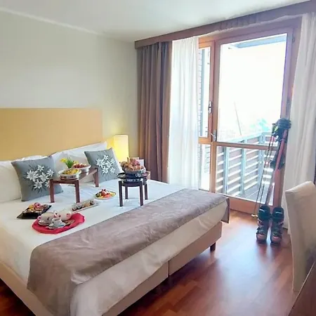 Savoia 4*