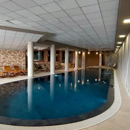 Ξενοδοχείο Savoia 4*