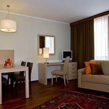فندق Savoia 4*